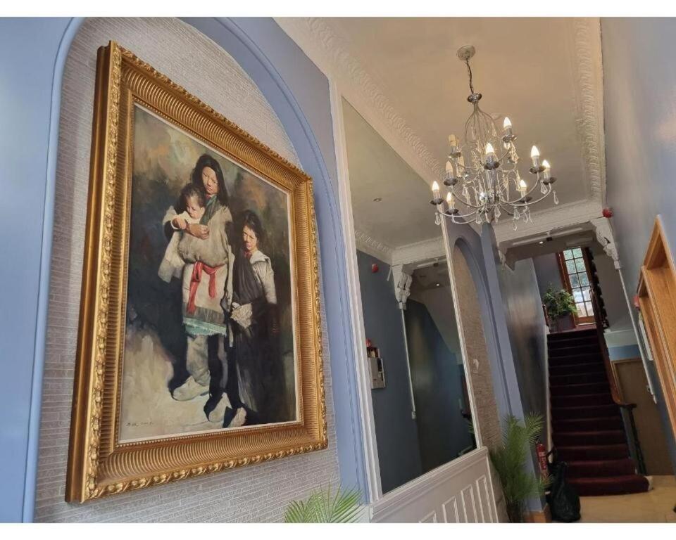 Apartamento F101-First Floor Flat Fits 3 Near Hyde Park Londres Exterior foto