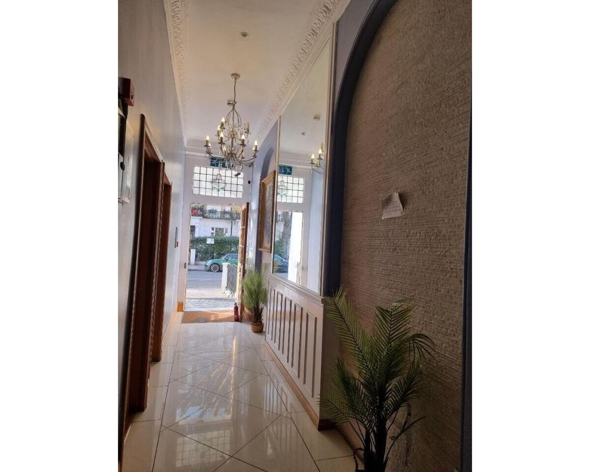 Apartamento F101-First Floor Flat Fits 3 Near Hyde Park Londres Exterior foto