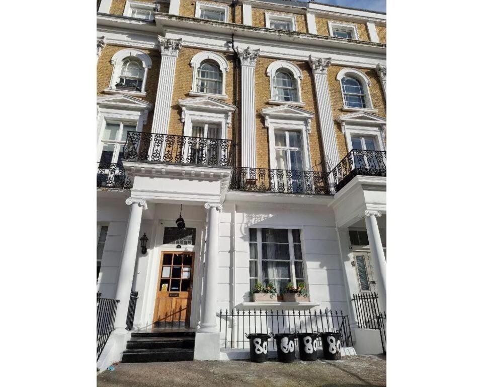 Apartamento F101-First Floor Flat Fits 3 Near Hyde Park Londres Exterior foto